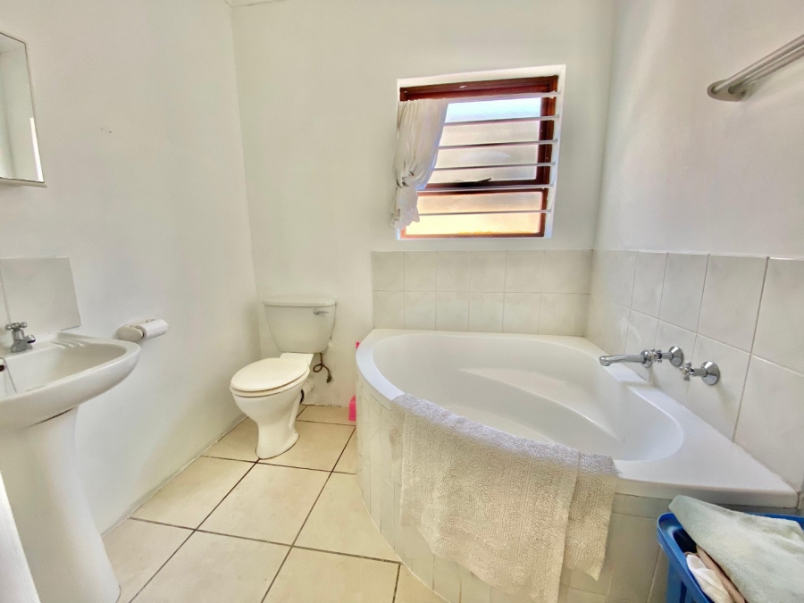 2 Bedroom Property for Sale in Parklands Western Cape